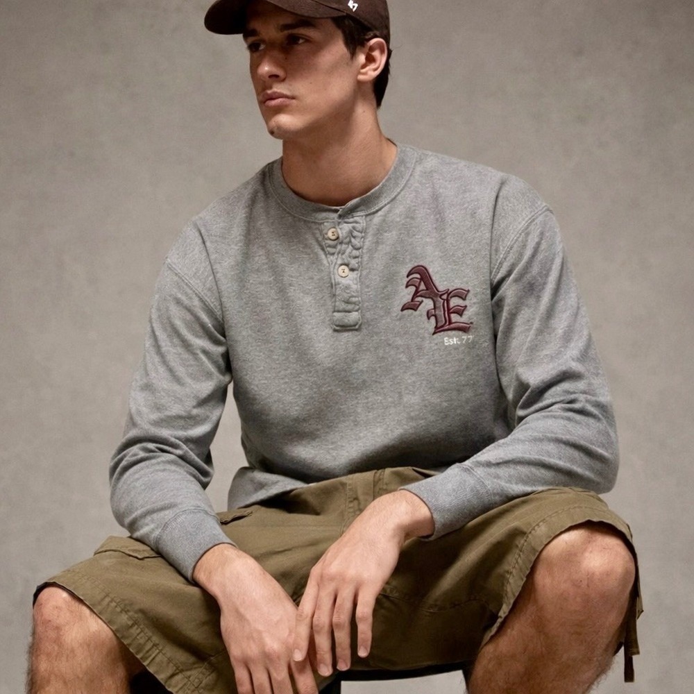 Vintage American Eagle Outfitters Gray Long Sleeve Thermal Shirt